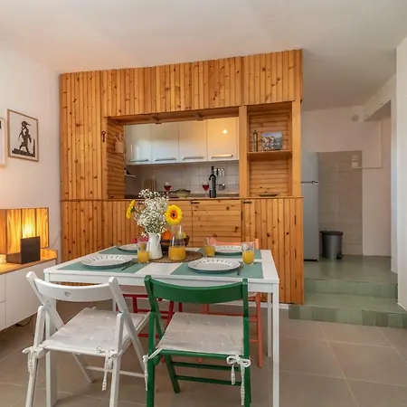 Casa * Vinišće